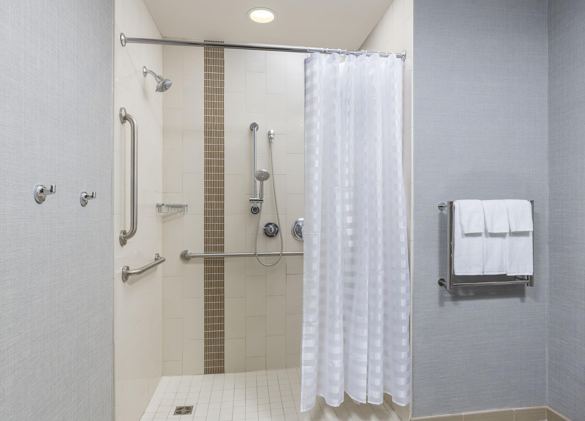 Hyatt Place Canton Lake Cable Zewnętrze zdjęcie