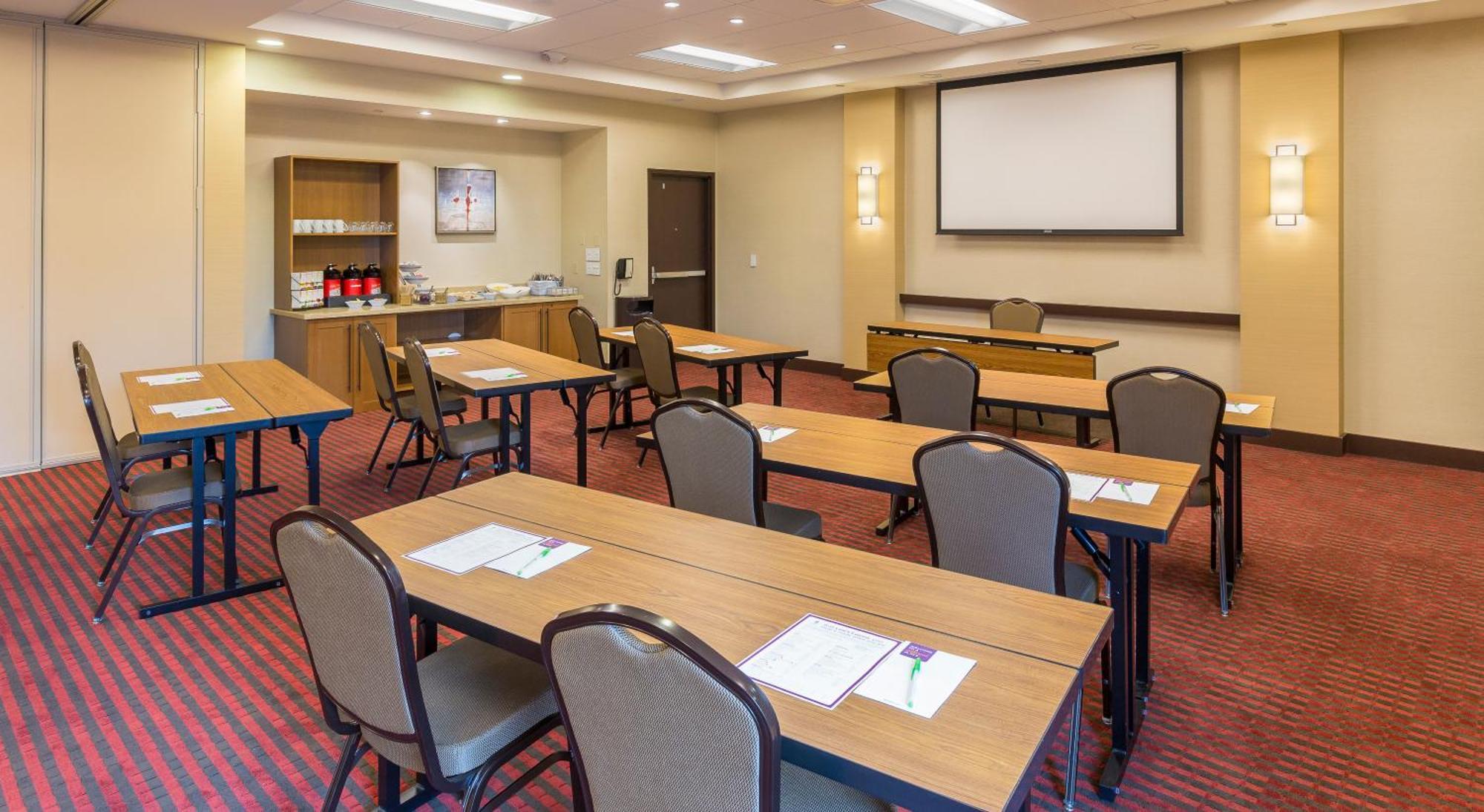 Hyatt Place Canton Lake Cable Zewnętrze zdjęcie